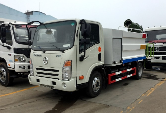 大運(yùn)多功能環(huán)境檢測(cè)抑塵車 大運(yùn)多功能環(huán)境檢測(cè)抑塵車圖片