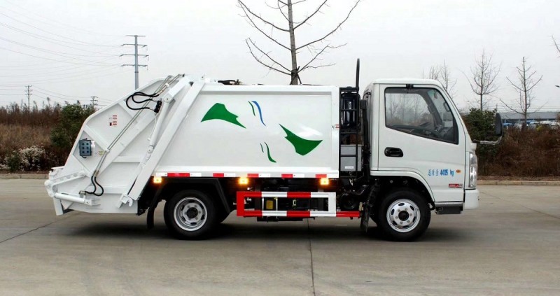 凱馬藍(lán)牌4方壓縮垃圾車