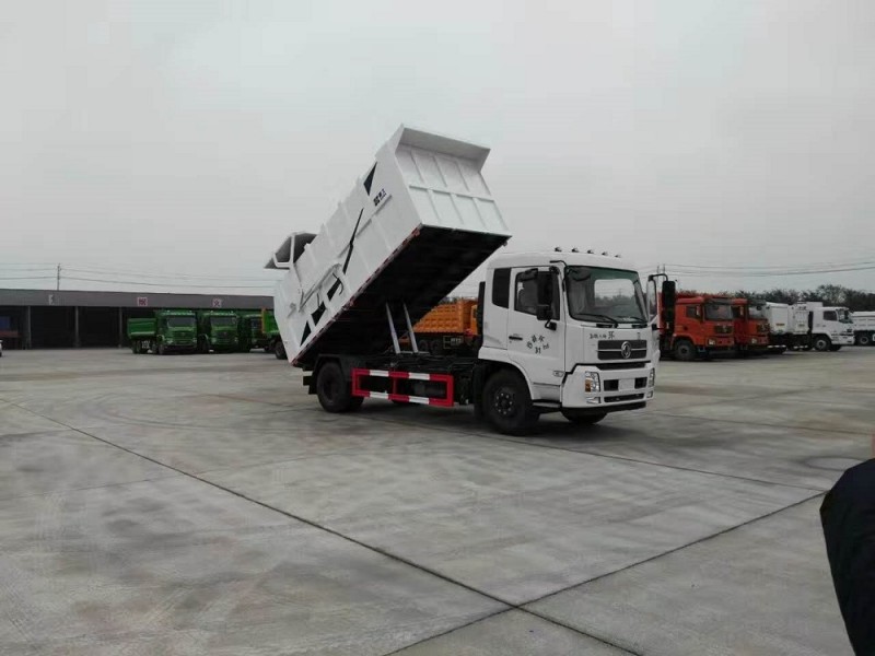 東風(fēng)天錦15-17方對(duì)接垃圾車(chē)