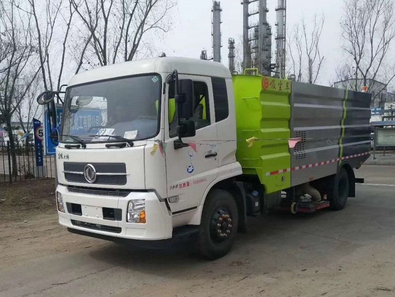 東風(fēng)天錦12方吸塵車