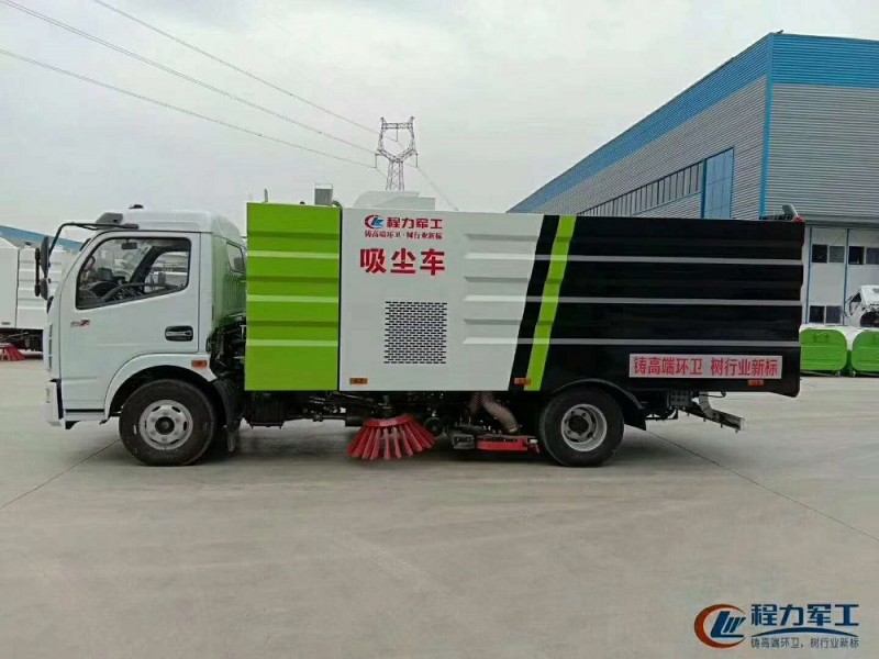 東風(fēng)大多利卡8方吸塵車