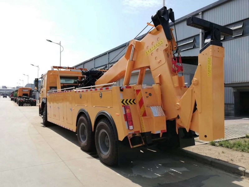 豪沃后八輪清障車拖吊聯(lián)體（一拖一）清障車