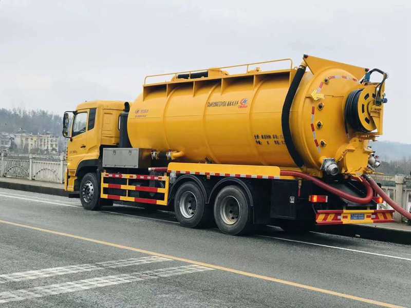 東風天龍清洗吸污車 東風天龍清洗吸污車圖片